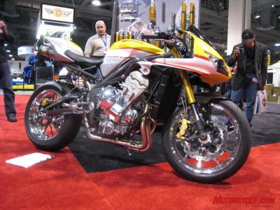 2008 los angeles international motorcycle show, The Freek Triple is a Triumph 675 customized by Zero Gravity Racing