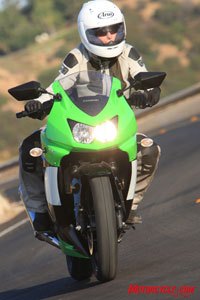 2009 250cc streetbike shootout motorcycle com, The Ninja 250R is and probably will be for some time to come a great handling bike regardless of its budget conscious market position
