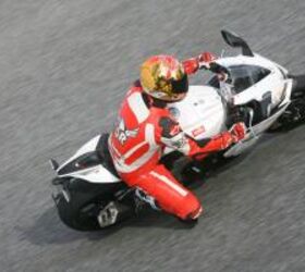 2010 aprilia rsv4 r review motorcycle com, The RSV4 s compact dimensions are even palatable for Tor s tall frame