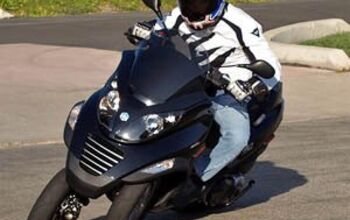 2008 Piaggio MP3 400 Review - Motorcycle.com