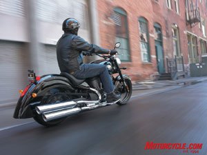 victory reveals 2008 line up motorcycle com, The Kingpin 8 Ball s minimal chrome and mostly black finish give it a different personality than the standard Kingpin with a much more low key look