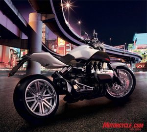 2007 tokyo motor show, Honda s EVO6 concept takes the popular big displacement streetfighter class one step further using a modified version of the Gold Wing s 1832cc flat Six If this thing ever reaches production the new V Max better watch its back