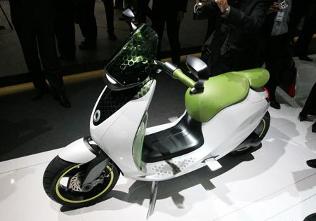 Smart EScooter Concept Unveiled