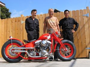 manufacturer seeing red world champ fourwheeler gets bobberized 42677, Yoshi and the Garage Company ace mechanics pose with their pavement hugging MS Bobber a k a Speed Boy Special