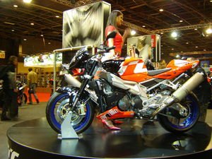paris bike show, The new Tuono looks sharper than ever according to Yossef And he ll be looking sharper than ever to the MO editors with his forthcoming test ride of the RSV1000 based machine
