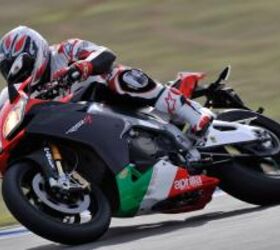 2011 aprilia rsv4 factory aprc se review motorcycle com, With its closer spaced gearbox and quick shifter acceleration is impressive