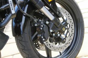 2010 hyosung gt650 review motorcycle com, Dual rotors calipers up front work adequately and get the job done