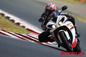 2009 yamaha r1 review motorcycle com, The R1 and its new engine configuration instills confidence to its rider