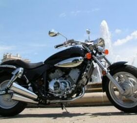 2005 kymco venox motorcycle com, The longish wheelbase helps make the Kymco feel bigger than it is