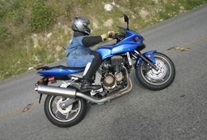 2005 kawasaki z 750s motorcycle com, The motorcycle American consumers should buy