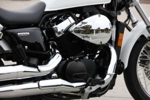 2010 honda shadow rs review motorcycle com, A 34mm Keihin throttle body injects fuel cleanly into the Shadow s aging 745cc V Twin