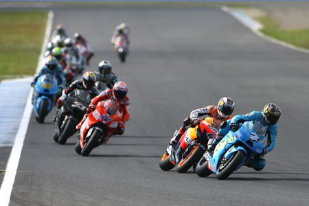 motogp 2009 motegi results, The weather gods threatened to rain again but the Motegi race began as scheduled