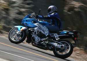 2007 bmw k1200r sport quick take motorcycle com, The expansive length of the K1200R Sport allows plenty of room for even genetically engineered super humans named Helmut