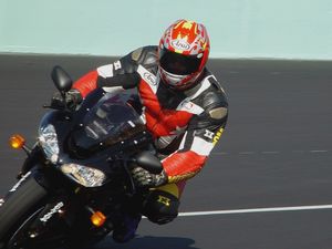 2004 zx 10r track test motorcycle com