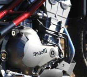 2008 benelli tre1130k审查摩托车com,意大利电力信不信进来形式除了V双胞胎这年代的强有力的心脏benelli 1 130 cc的三倍