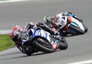 wsbk 2009 assen results, Ben Spies 19 keeps in front of Haga behind and Leon Haslam rear
