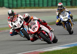 wsbk 2009 assen results, Shifting problems cost Michel Fabrizio a podium spot to the benefit of Leon Haslam and Jakub Smrz