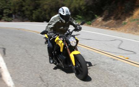 2013 zero s review motorcycle com, Motorcycle com isn t the first place to look for riders who deliver good fuel economy or elongated battery ranges
