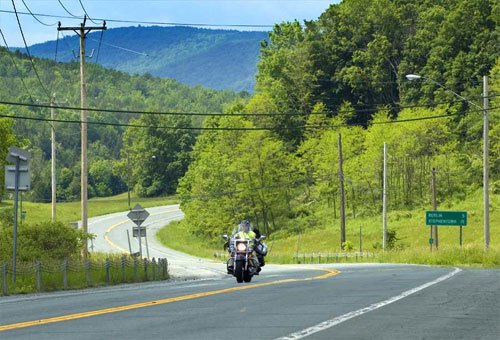 new england motorcycle travel destinations, Riding at the MA VT and NY border