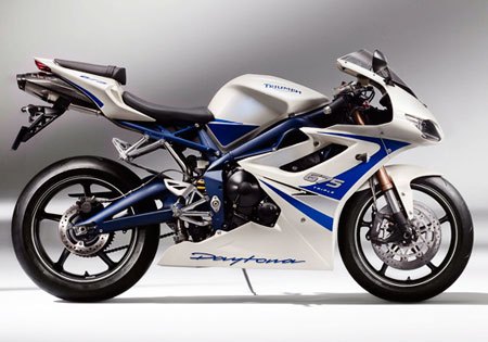 triumph to add seven models by 2012, The special edition 2009 Daytona 675 was popular with consumers so Triumph is bringing it back for 2010 with new graphics