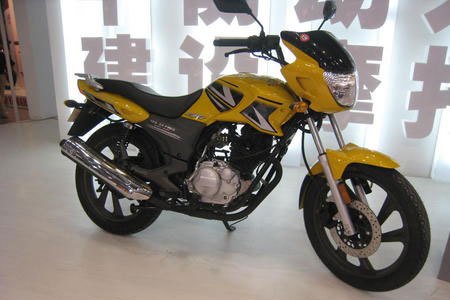 2009 chinese motorcycle show part 2, Jialing JS150 3A Plus is one of the few Chinese produced motorcycles with electronic fuel injection
