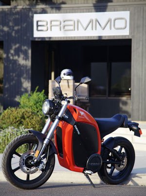 2011 brammo enertia plus preview motorcycle com, Aside from minor styling cues expect the Enertia Plus to look remarkably similar to the original Enertia The main difference will be the power gauge will take much longer to deplete