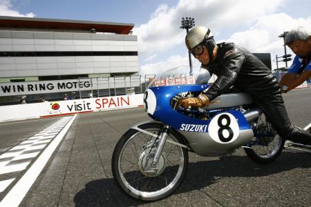motogp 2010 motegi results, No that s not Loris Capirossi testing a new set up It s 1963 Isle of Man TT winner Mitsuo Ito making a special appearance on the 1967 RK67 to celebrate Suzuki s 50th anniversary of racing