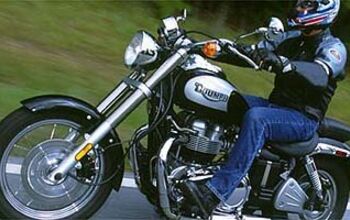 2002 Triumph Bonneville America - Motorcycle.com