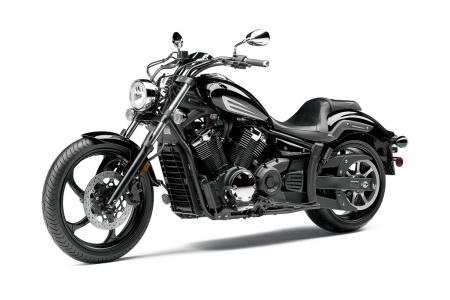 2011 star stryker unveiled motorcycle com, The Raven Stryker follows the lead of Harley s successful Dark Custom line by its lack of chrome