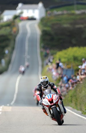 2009 isle of man tt supersport 2 results, With Michael s Supersport win the Dunlop family now has 32 wins on the Isle of Man