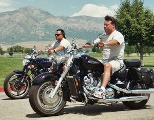 how i learned to love the bomb and fry my butt in utah, Twin brothers Steve and David Kahn actually run nuclear reactor back home