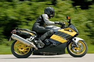 2005 bmw k 1200 s motorcycle com, Visually speaking the K1200S is an extremely long and low platform