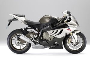 2009 bmw s1000rr world introduction motorcycle com, BMW stuck with what works in an inline Four on an aluminum frame