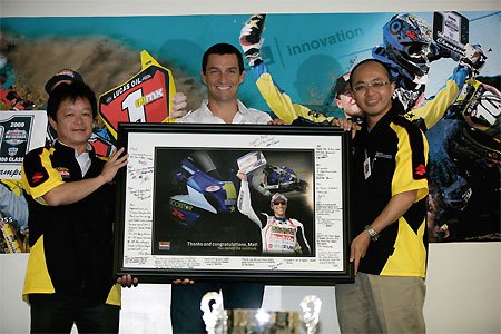 suzuki celebrates 2009 championships, Suzuki honored Mat Mladin for earning his seventh AMA Superbike championship