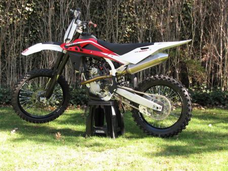 2010 husqvarna tc 250 review motorcycle com, The new Husky TC 250 bristles with trick features Top quality components abound