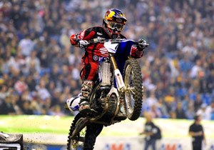 ama sx 2009 toronto results, James Stewart earned his ninth win of the season but still trails Chad Reed by eight points
