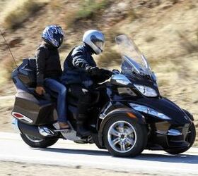 2012 can am spyder roadsters review video motorcycle com, Passengers are coddled on the Spyder RT
