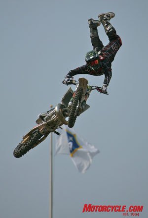 espn x games 13, Adam Jones flies into the golden seat during the qualifying rounds of theMoto X Freestyle competition
