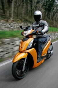 2012 kymco scooter lineup review motorcycle com, The People GTi 300 had a surprising amount of power