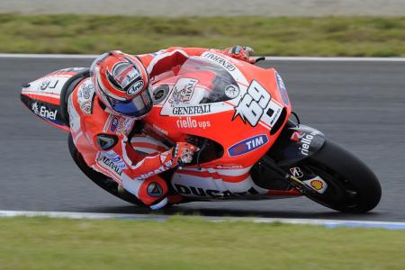 2011 motogp motegi results, Nicky Hayden finished the race in seventh sandwiched between fellow Americans Ben Spies and Colin Edwards