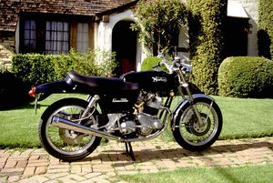 a fistful of gnarly nortons, Paul s lovely A deal he couldn t refuse 1970 Norton 750 Commando