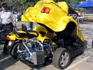 2004 griffith park sidecar rally, This three wheeled car looks to be sufficiently powered