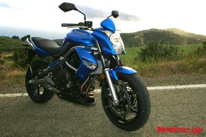 2009 kawasaki er 6n review motorcycle com, Kawasaki s new ER 6n brings amazing versatility and a high level of finish at a very modest price