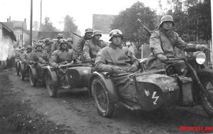 bikes of the blitzkrieg, Rifle Corps Convoy Motorcycle Rifle Troops were established in 1935 designed to transport three fully equipped soldiers into action as quickly as possible The foreboding line of motorcycle riflemen seen here in their 750cc BMW R12 sidecars stretched far down the road of war ultimately a literal dead end for most