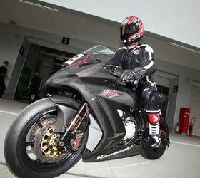 2011 Kawasaki Ninja ZX-10R Test Video | Motorcycle.com