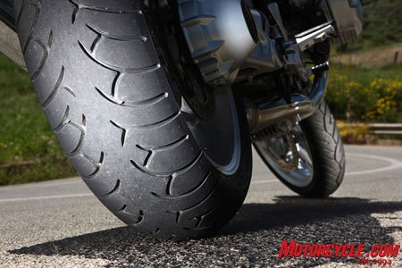 metzeler roadtec z6 interact tire review, A high silica ratio in the new Z6 Interact improves grip in all conditions while keeping tread life unchanged from the previous Z6 according to Metzeler