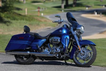 2013 harley davidson cvo overview motorcycle com, Absent since 2008 the Road King returns to the CVO lineup with an MSRP almost identical to its predecessor from five years ago