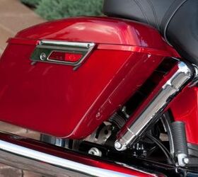 2012 harley davidson dyna switchback review motorcycle com, Chrome finishes are lustrous including the up spec mono tube shocks Paint finish on the Switchback s hardbags is top notch Regrettably the bags inner latch leaves something to be desired