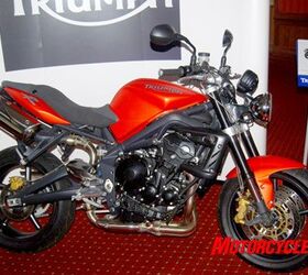 2009 triumph street triple r review motorcycle com, Street Triple 675 R in the limited Matte Blazing Orange
