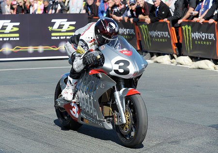 2010 isle of man tt recap, Mark Miller and the MotoCzysz team just missed out on a 10 000 pound reward for being the first TT Zero team to record a 100 mph lap